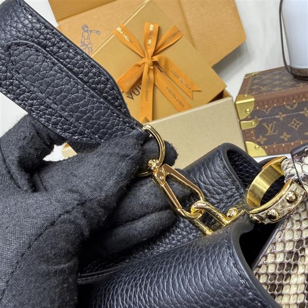 2026120164254552 820